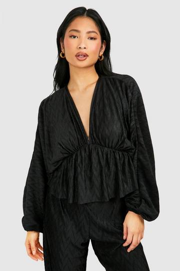 Petite Textured Plisse Batwing Peplum Top black