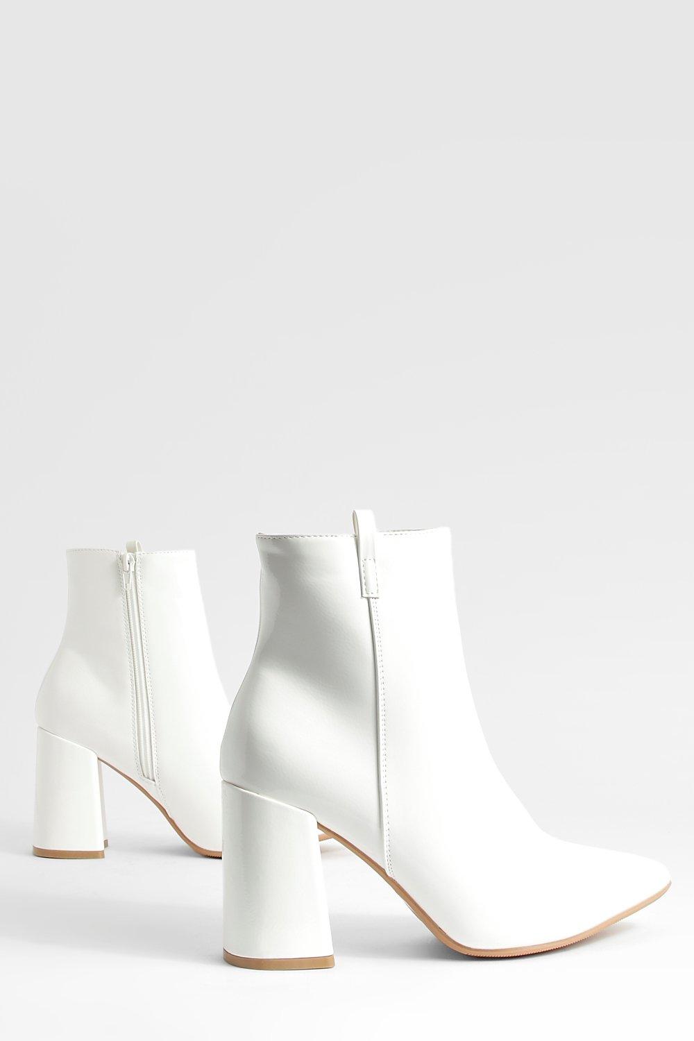 Boohoo white outlet booties