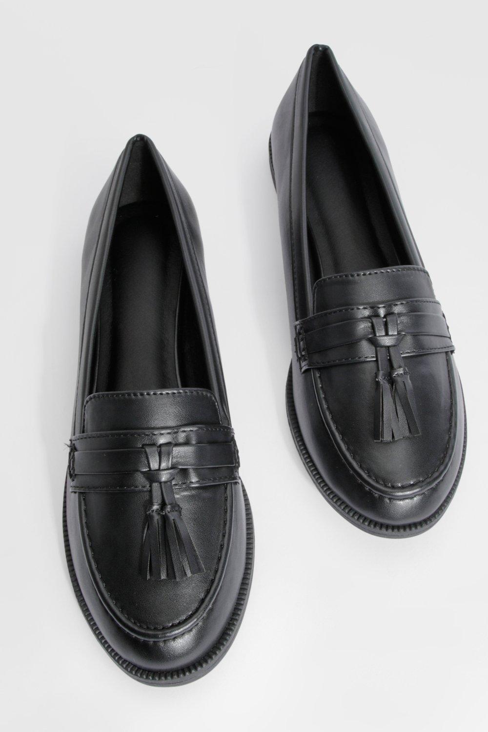 Loafers mit Quasten boohoo DE