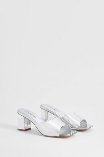 Metallic Mules mit Blockabsatz silver