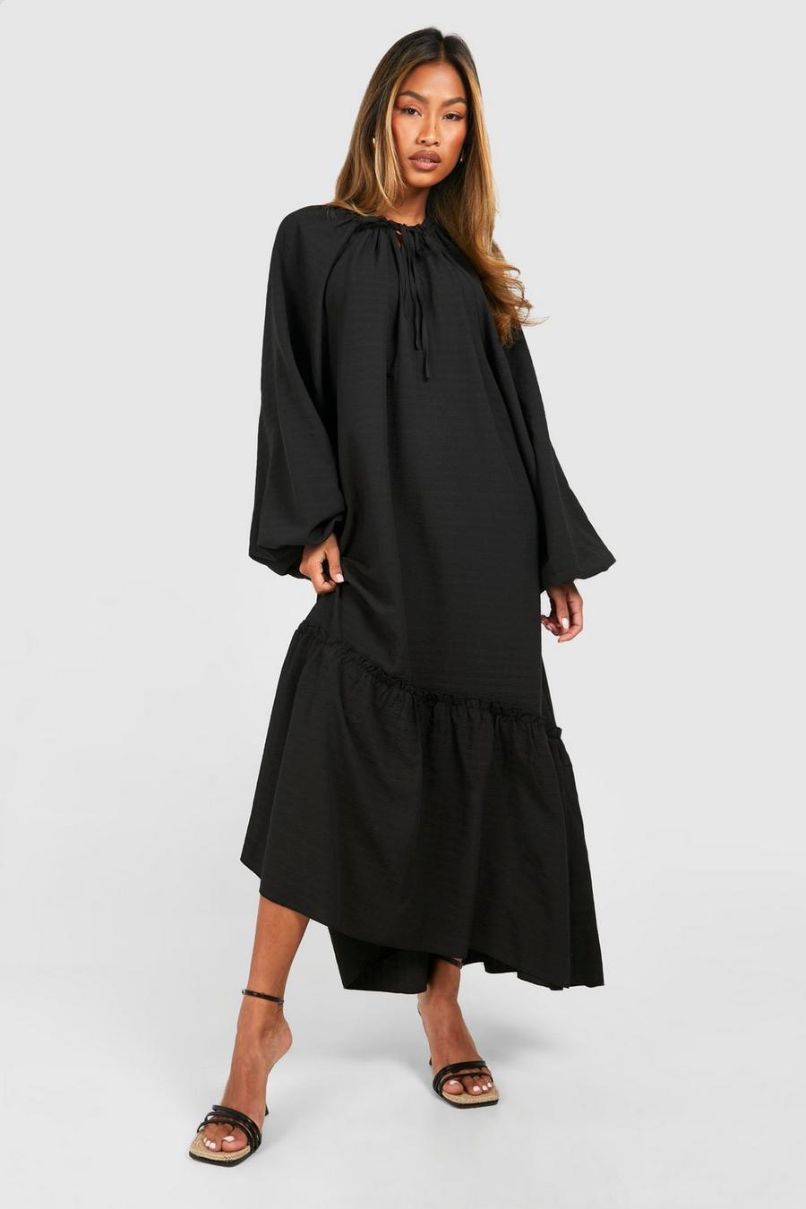 Strukturiertes Smok-Kleid mit Schnür-Detail, Black