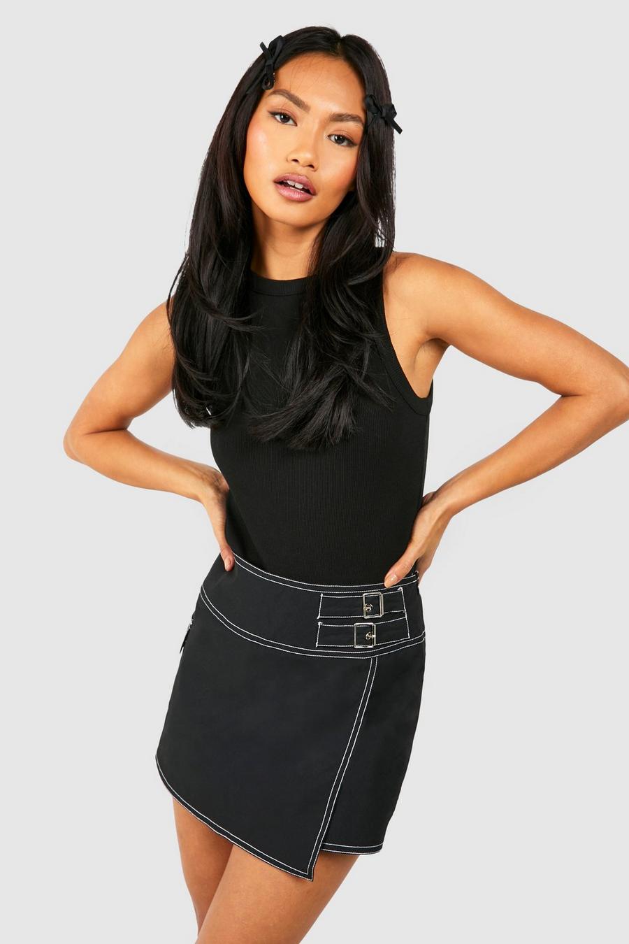 Falda pantalón con hebilla y costuras en contraste, Black image number 1