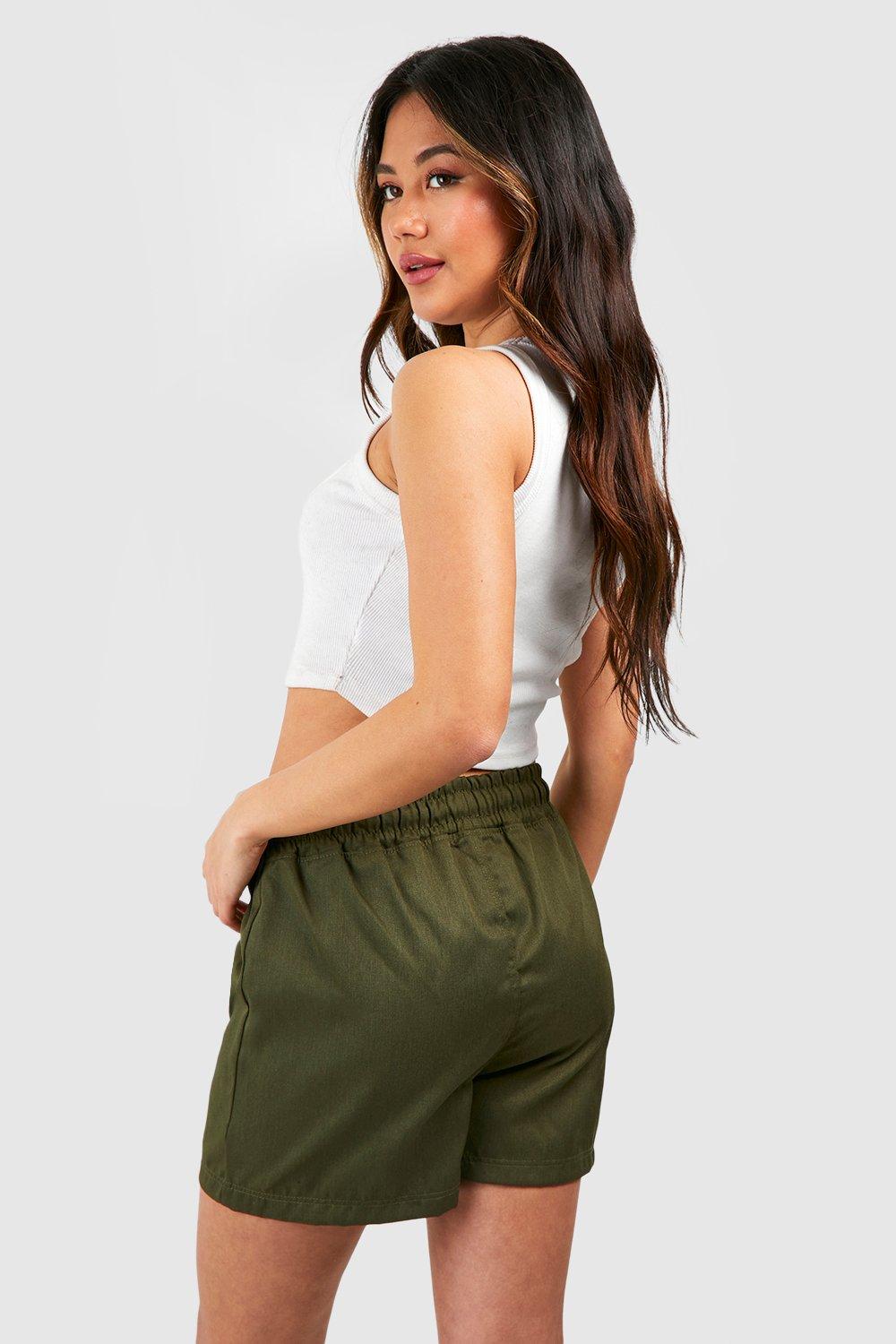 https://media.boohoo.com/i/boohoo/gzz80275_khaki_xl_1/female-khaki-cargo-shorts