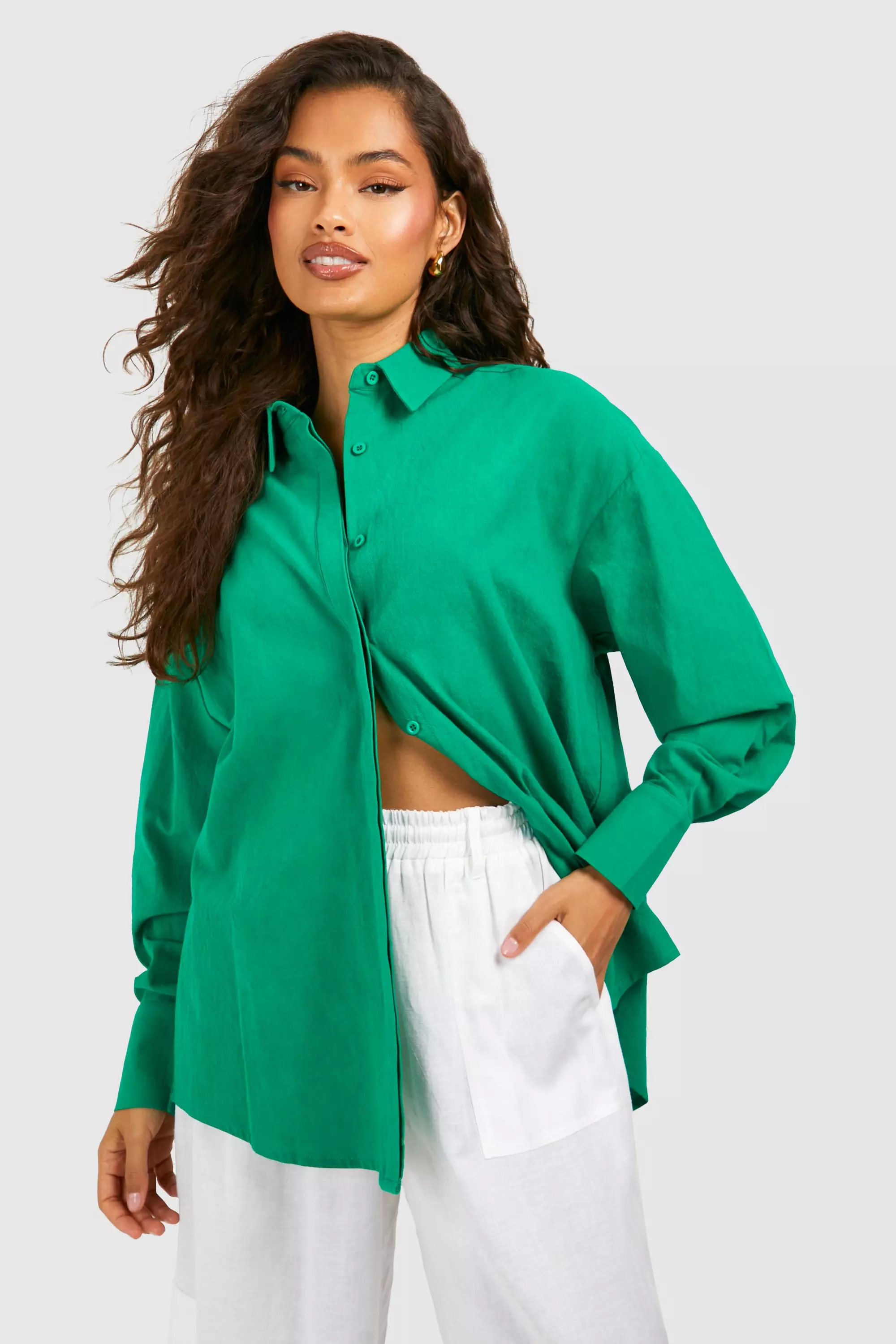 Green Oversized Linen Look Shirt صورة بديلة