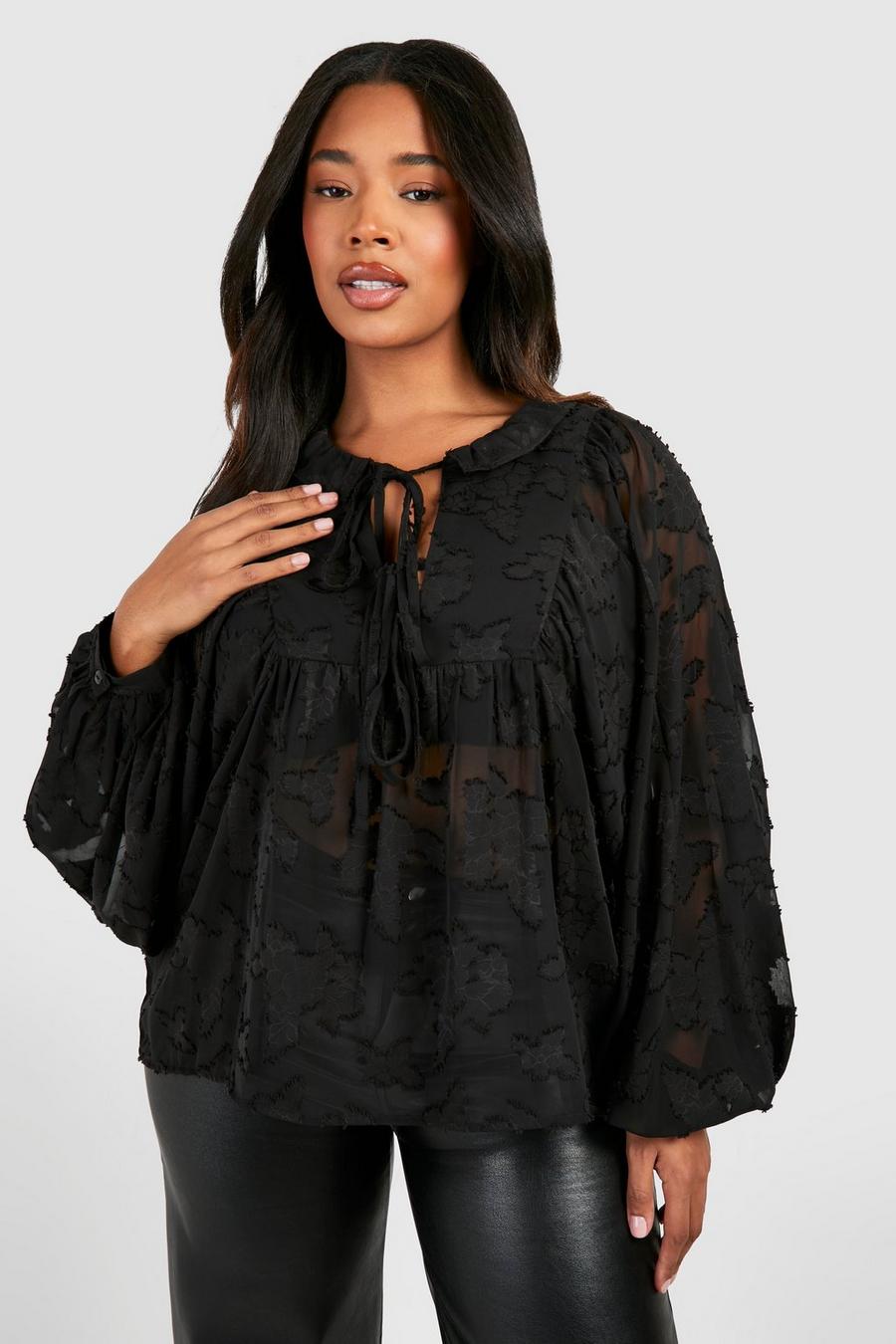 Blusa Plus Size in rete con dettagli in rilievo e laccetti, Black image number 1