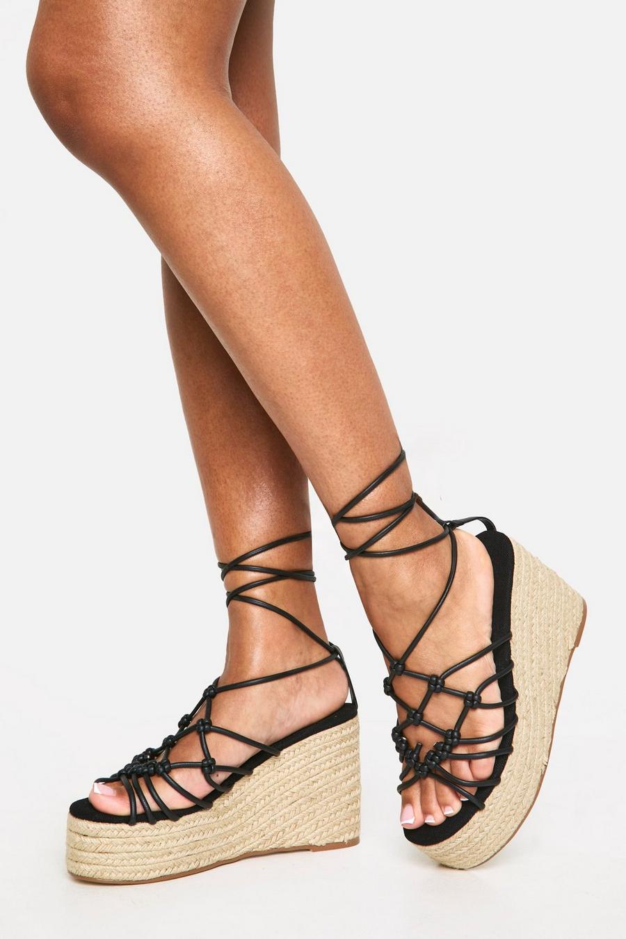 Black Knot Detail Mid Height Wedges