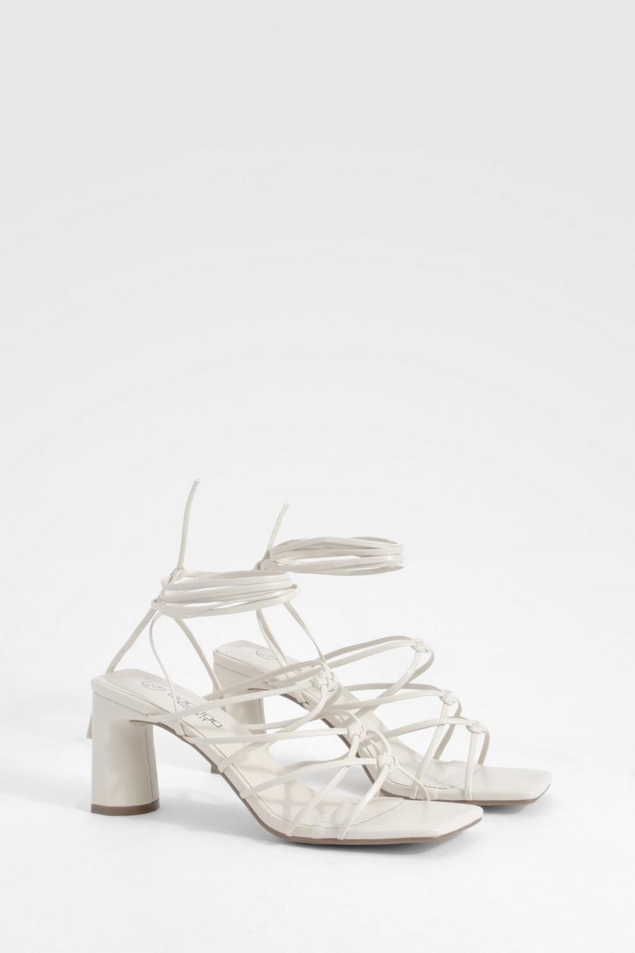 Zapatos de holgura ancha con tacón y tiras cruzadas, Cream image number 1