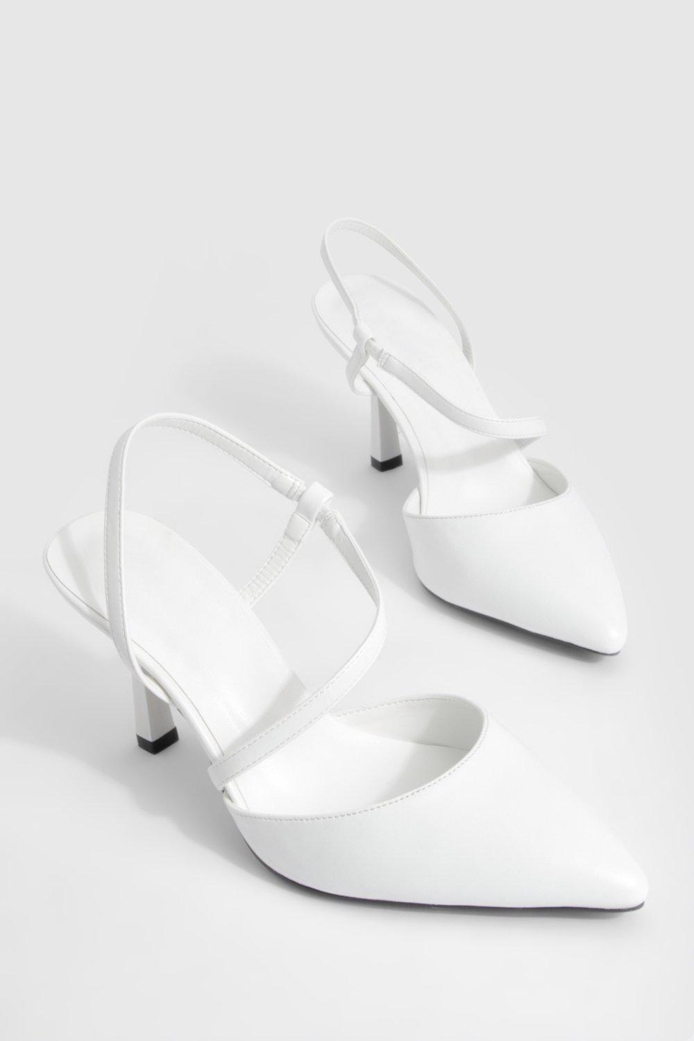 Boohoo Women s Wide Fit Asymmetric Court Shoes White