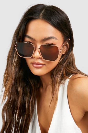 Oversized Tinted Navigator Sunglasses nude