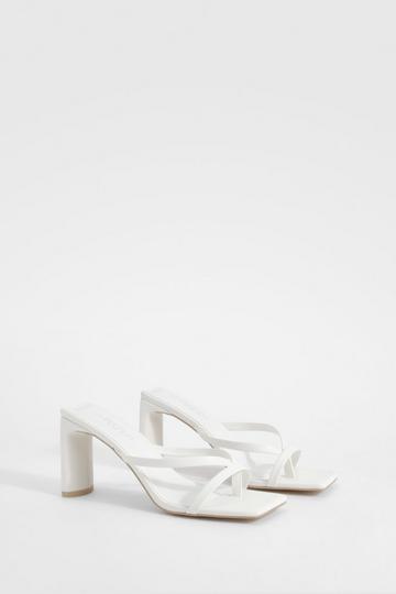 Wide Fit Toe Post Heeled Mules white