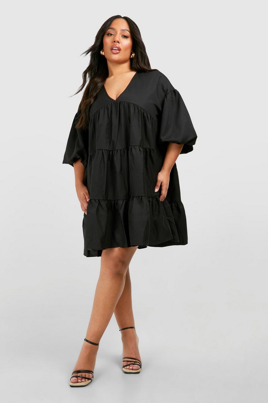 Vestido Plus holgado escalonado de popelina con escote de pico, Black image number 1