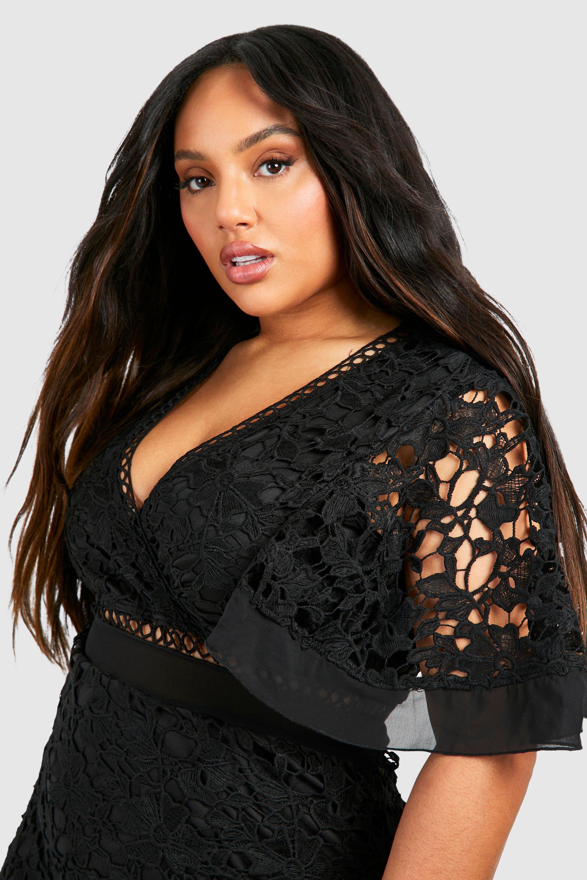 Plus Premium V Neck Tiered Lace Dress