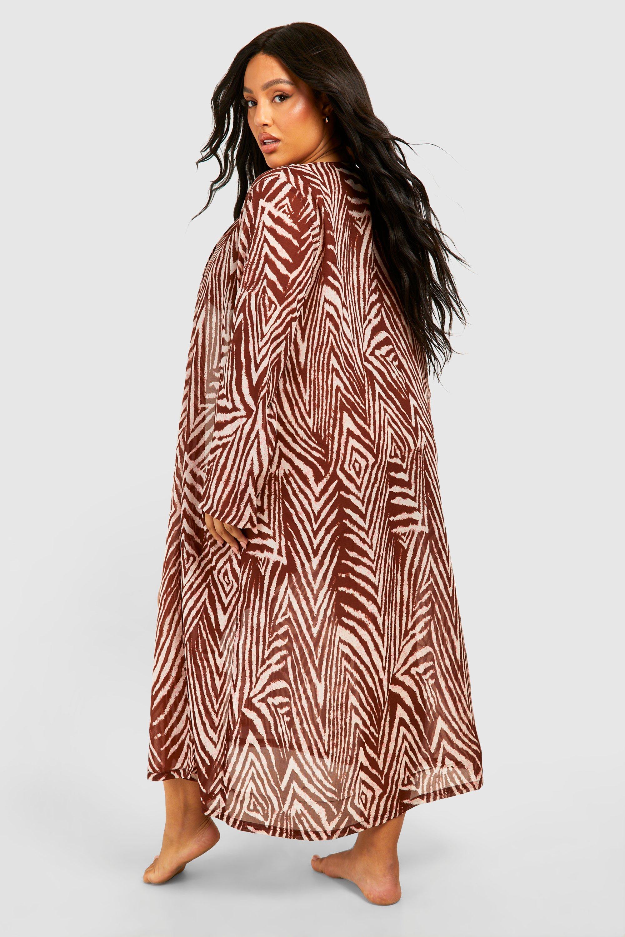 Kimono da mare lungo Plus Size con stampa boohoo IT