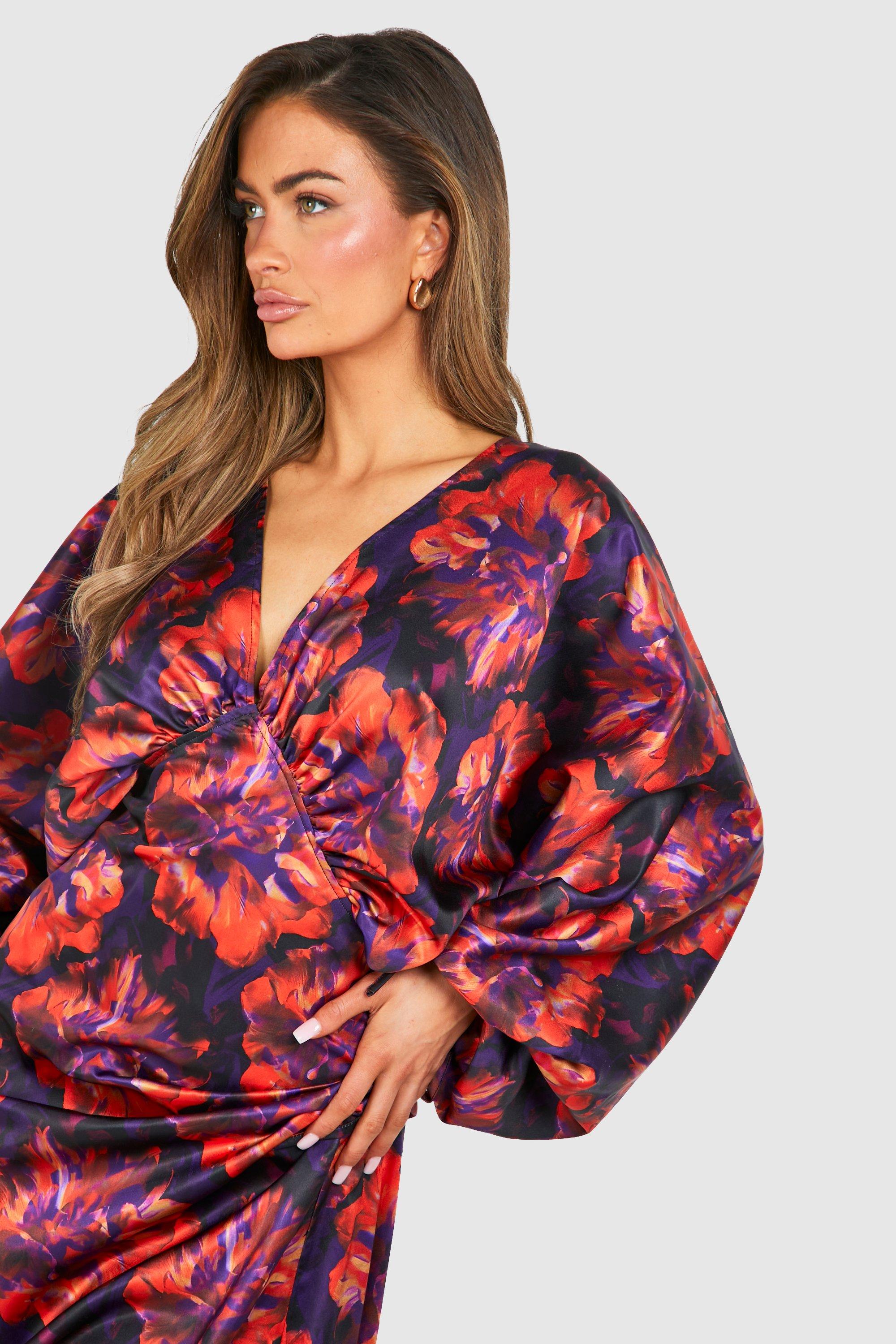 Floral Extreme Batwing Plunge Maxi Dress boohoo DK