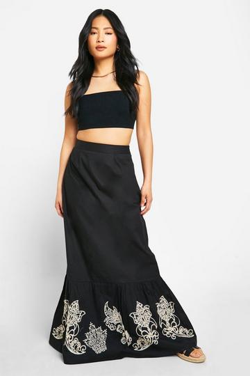 Petite Geborduurde Maxi Rok black