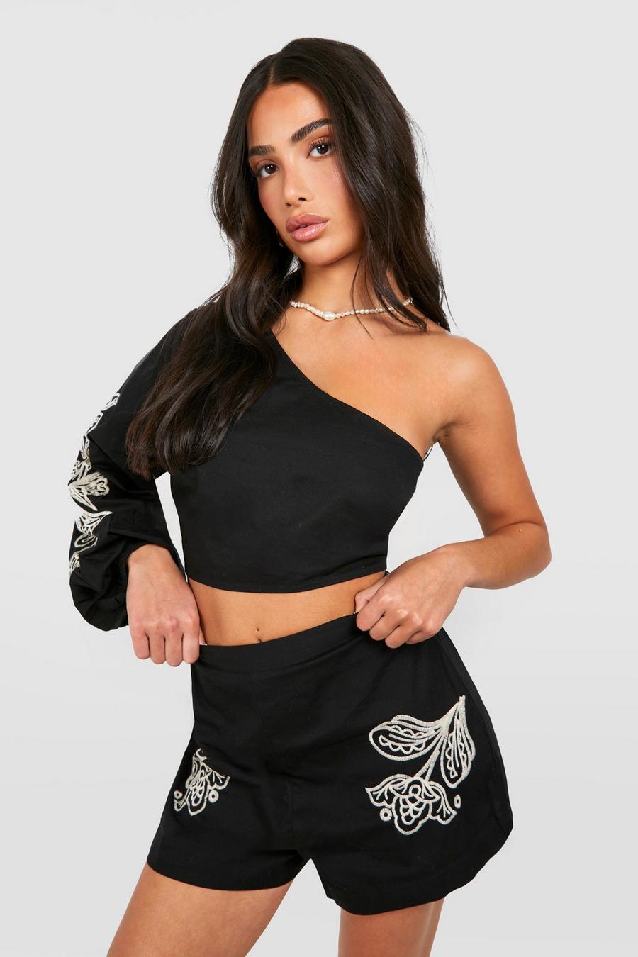 Black Petite Embroidery Shorts image number 1