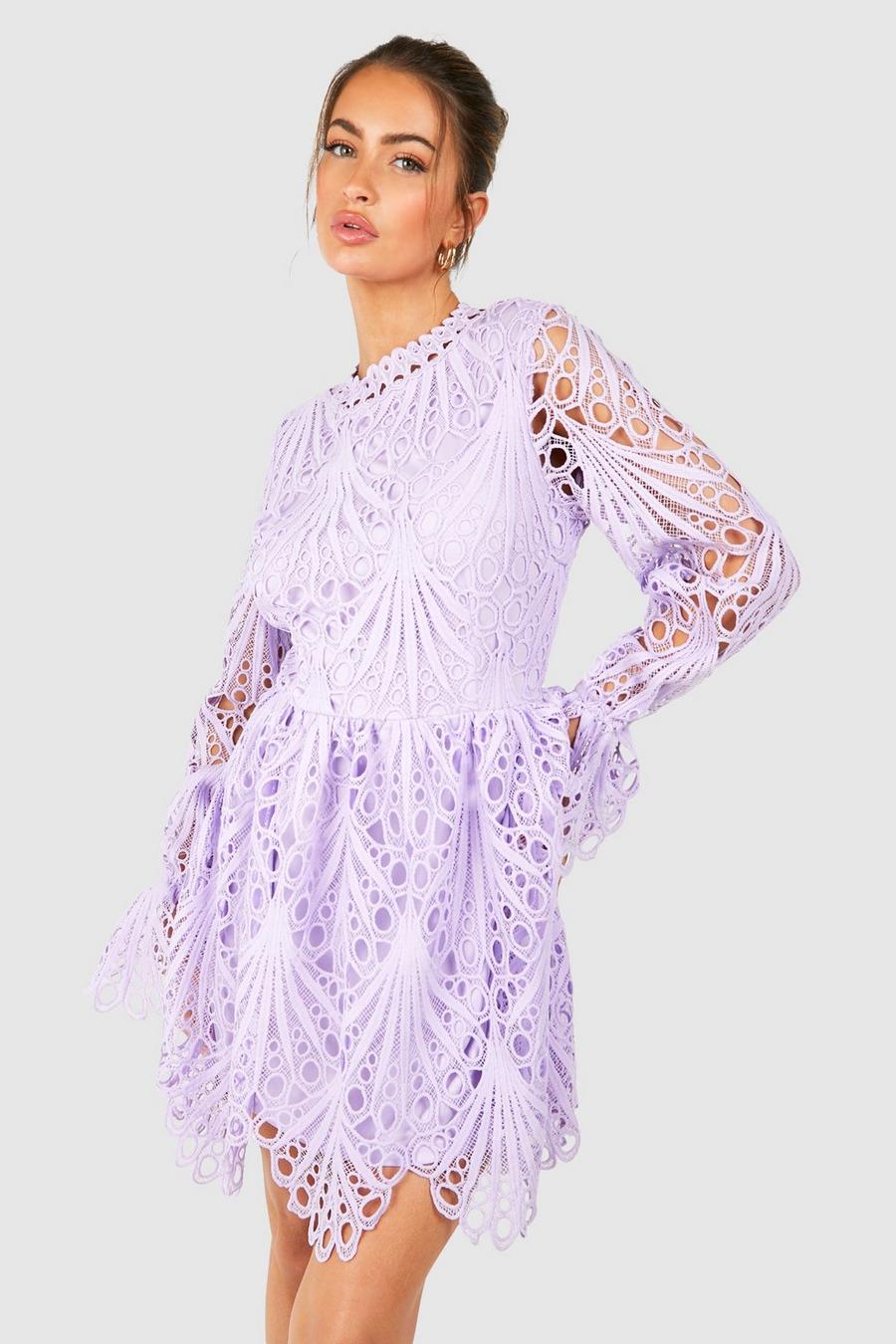 Hochgeschlossenes Skater-Kleid aus Spitze mit weiten Ärmeln, Lilac