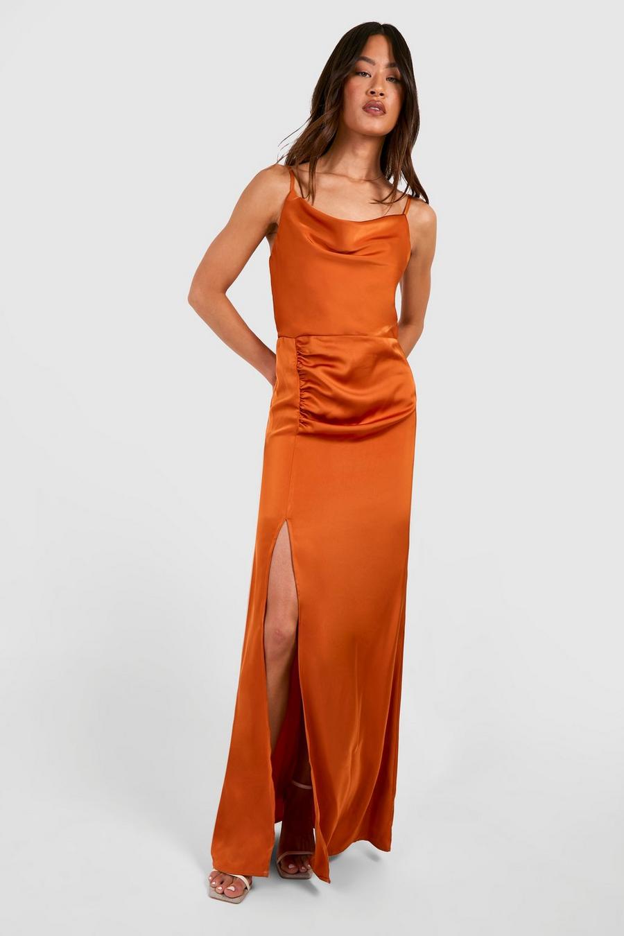 Orange Tall Långklänning i satin med draperad halsringning image number 1