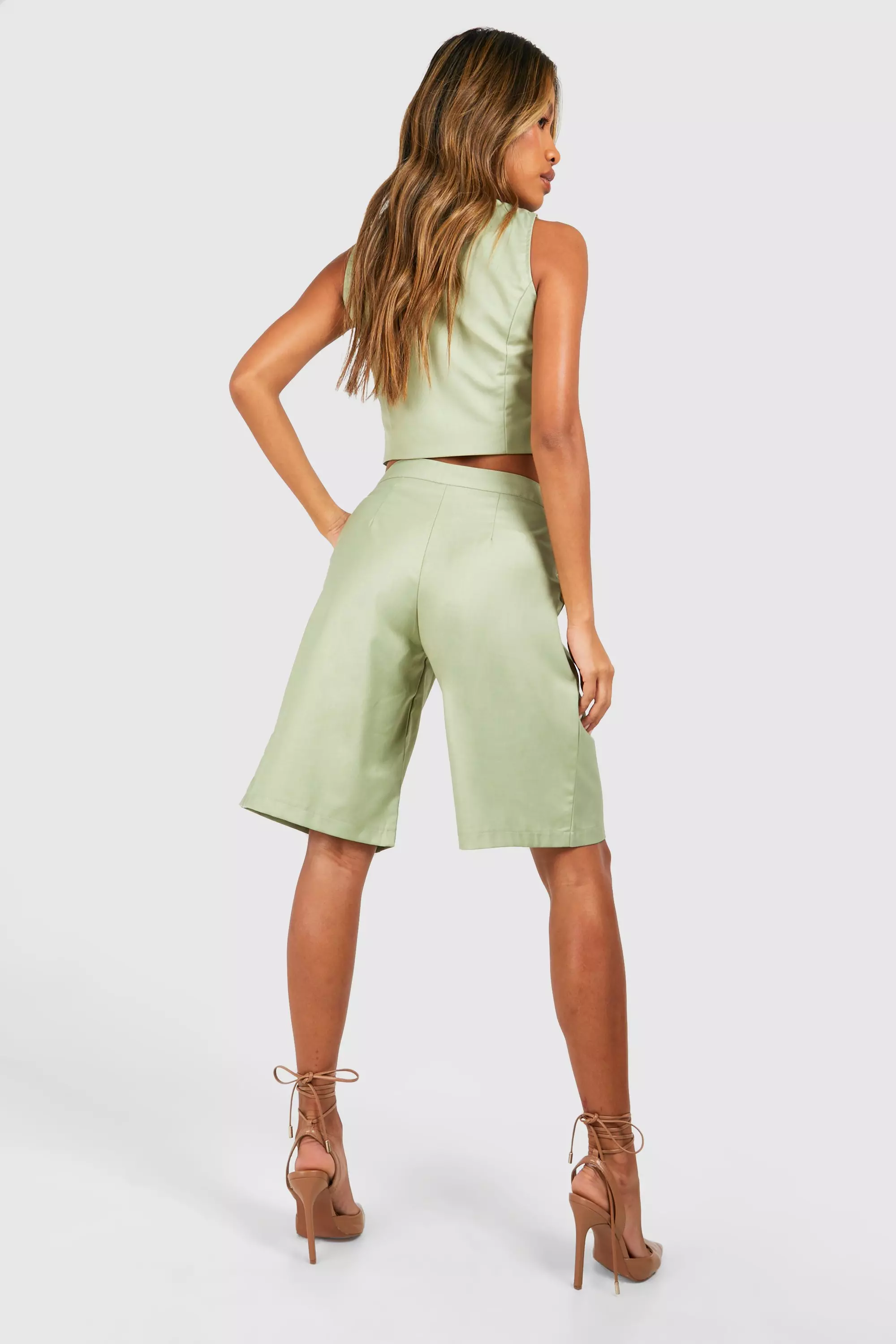 Sage Full Tailored Bermuda Short alternative image