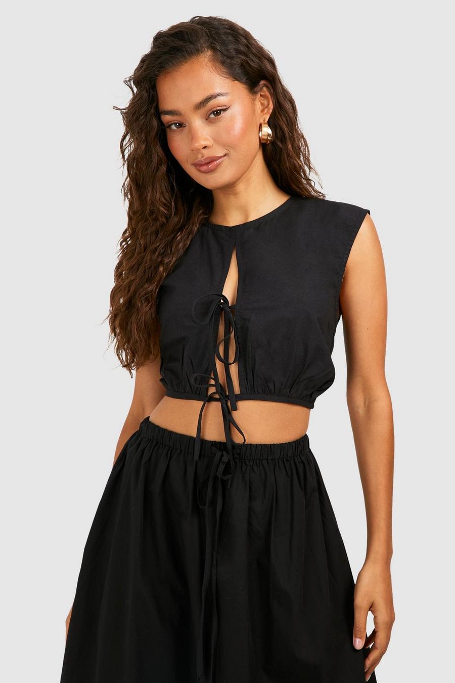 Black Key Hole Tie Front Crop Top