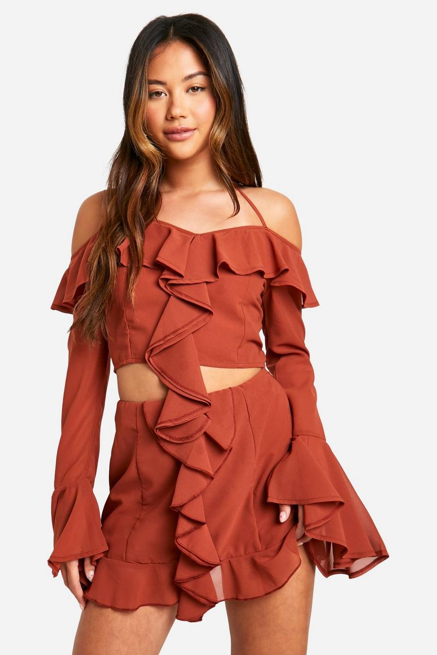 Rust Crop top i chiffong med volanger image number 1