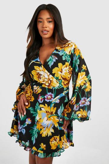 Plus Floral Print Tassel Hem Wrap Dress black