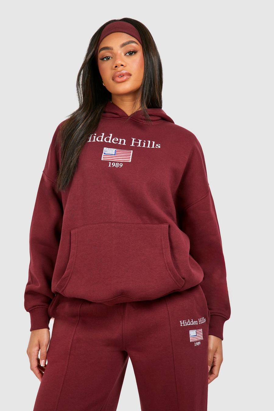 Burgundy Hidden Hills Oversize hoodie med broderad slogan image number 1