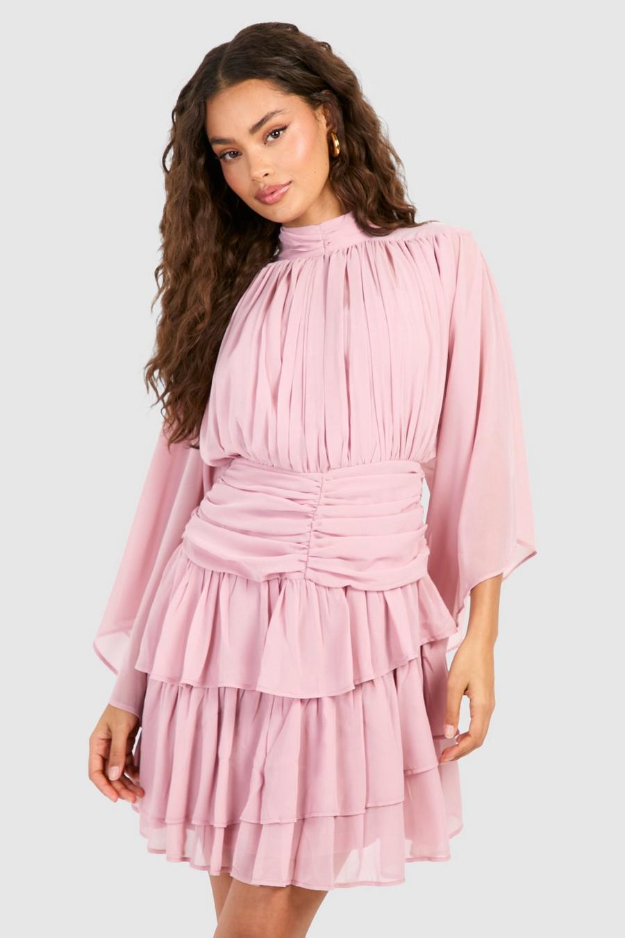 Blush Plisserad klänning med hög hals image number 1