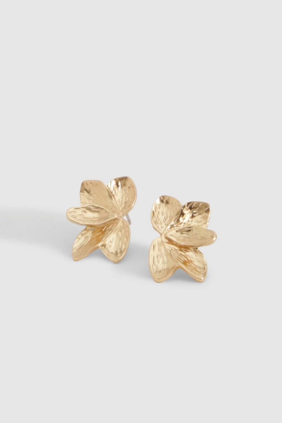 Gold Floral Delicate Earrings  image number 1