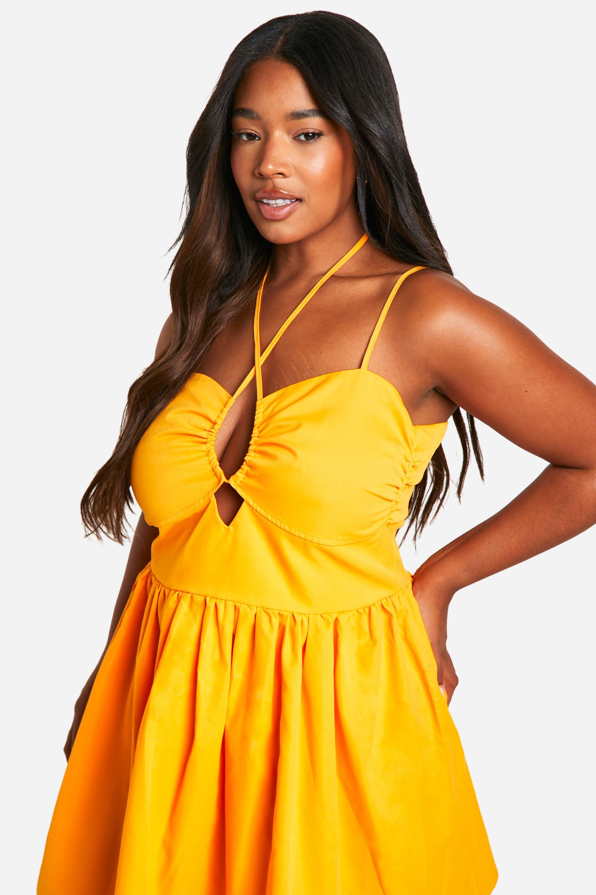 Grande taille Robe patineuse a dos nu boohoo FR
