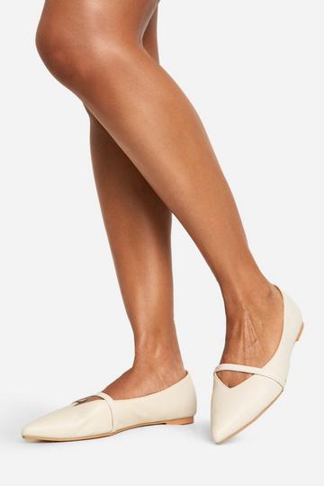 Nude Contrast Detail Pointed Flats