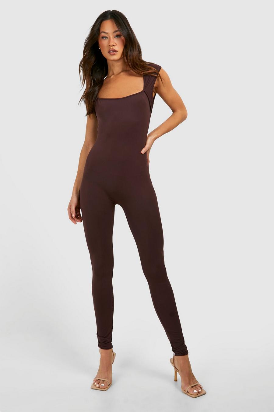 Chocolate Tall Premium Jumpsuit med matt finish och dekorativa sömmar image number 1