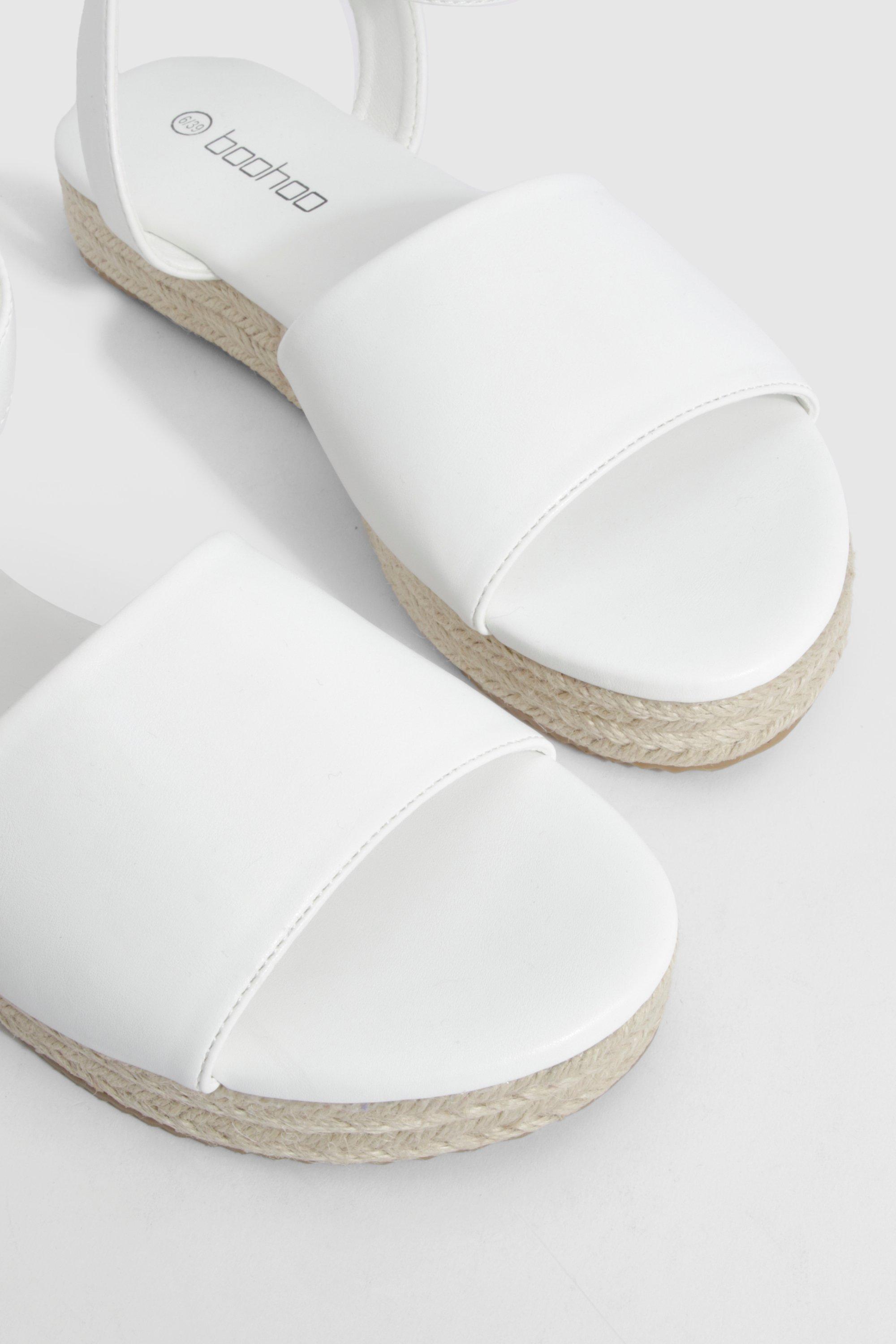 Boohoo flatform sandals deals