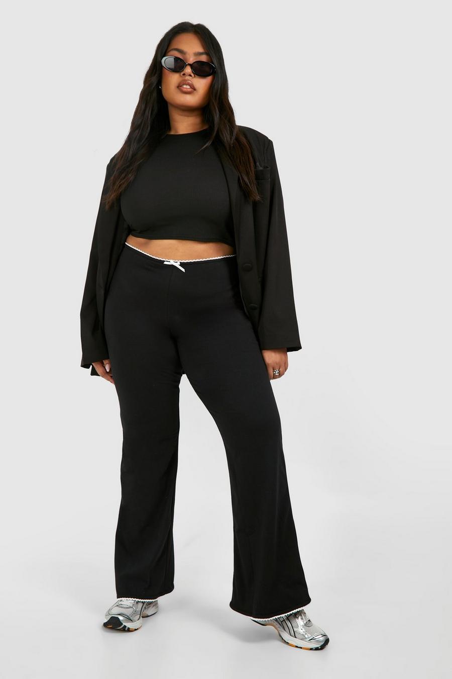 Pantaloni a zampa Plus Size Skinny Fit in cotone con finiture smerlate e fiocco, Black image number 1