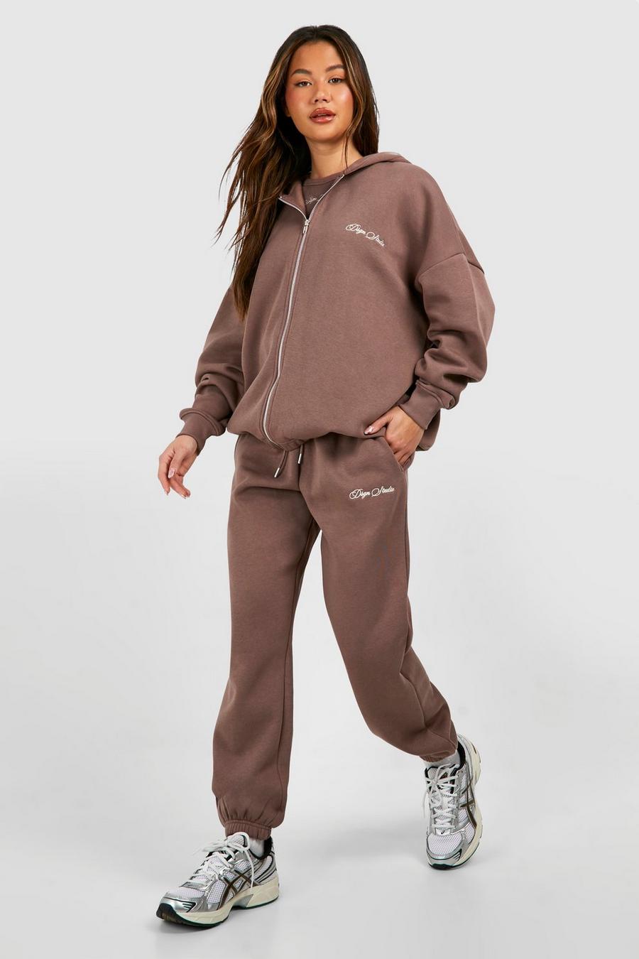 Brown Dsgn Studio Embroidered Oversized Cuffed Jogger  image number 1