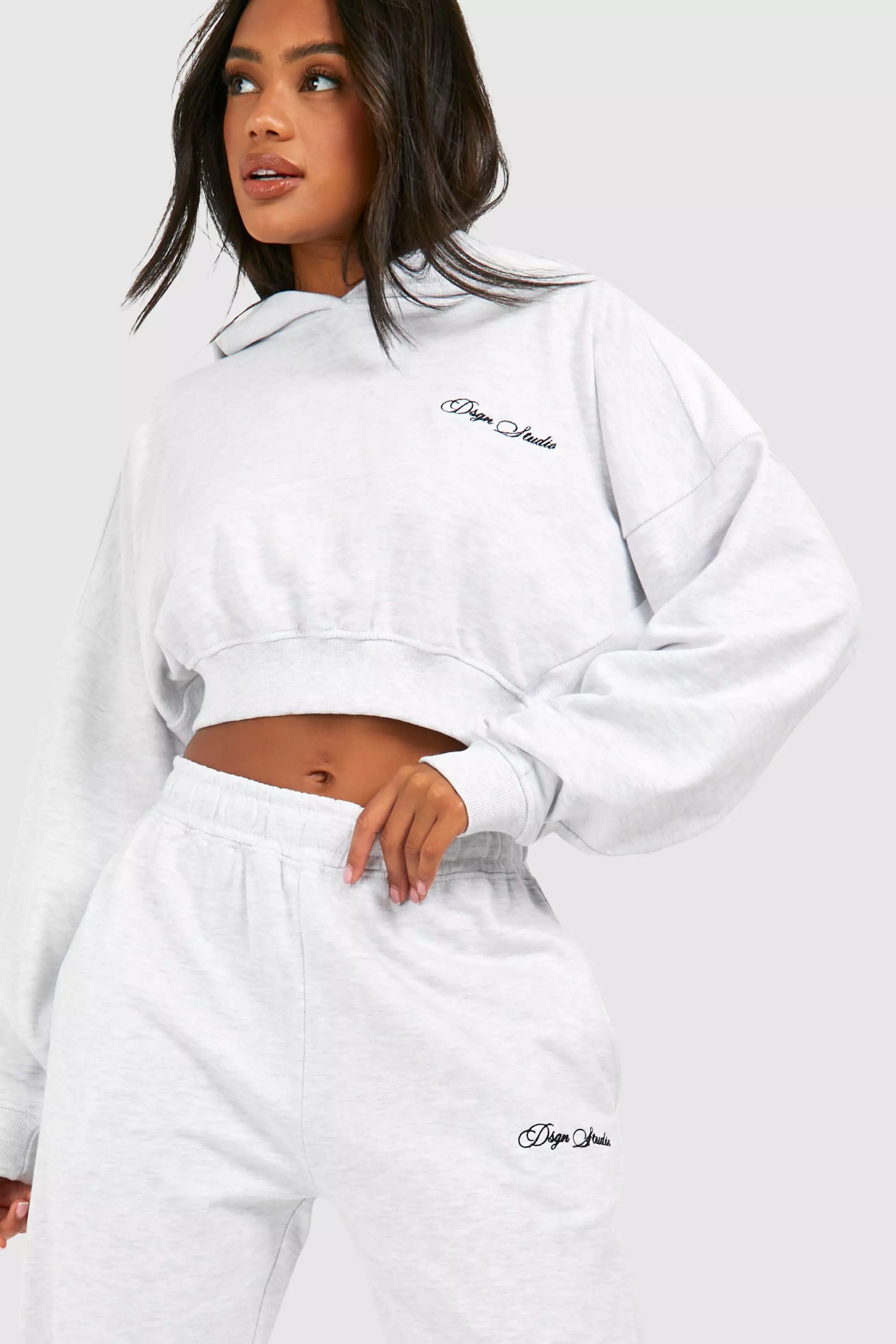 Ash grey Dsgn Studio Embroidered Boxy Hoodie  صورة بديلة