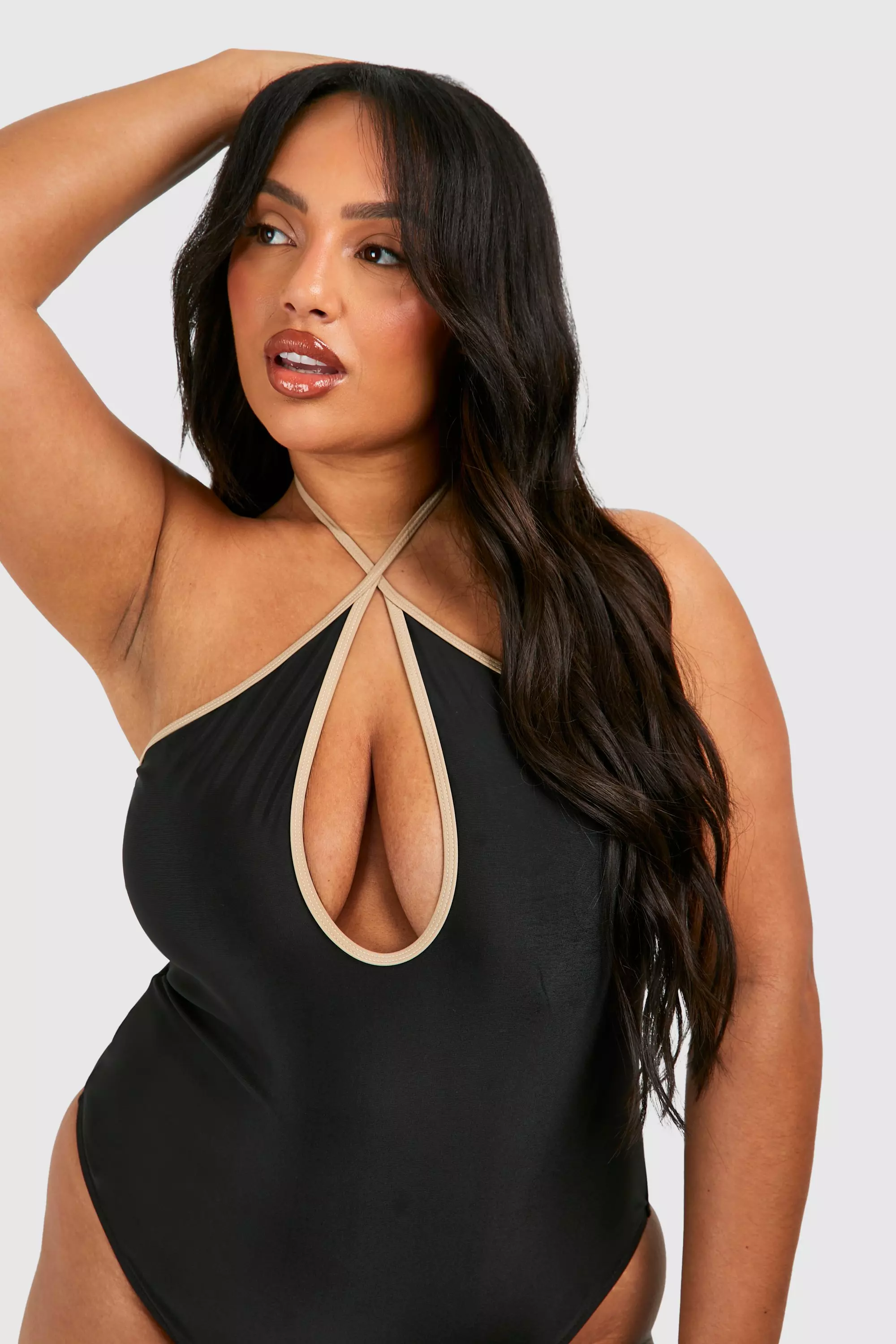 Black Plus Contrast Binding Keyhole Swimsuit alternative image