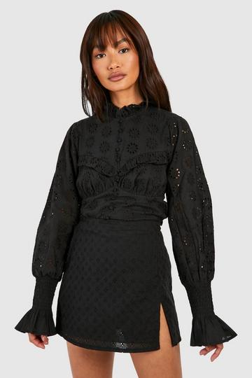 Eyelet High Neck Unlined Sleeves black