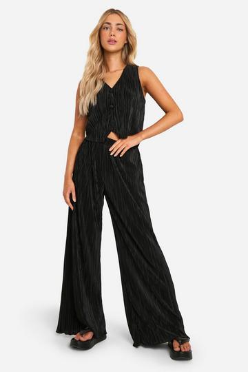 Black Plisse Relaxed Fit Wide Leg Trousers