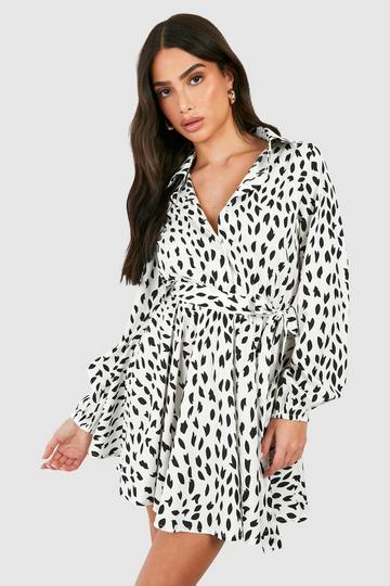 Petite Smudge Print Skater Shirt Dress white