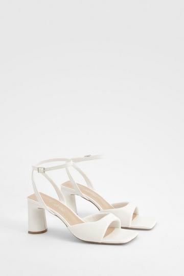 Padded Strap Flat Heel Sandals white