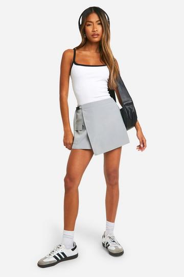 Poplin Wrap Buckle Detail Skorts grey