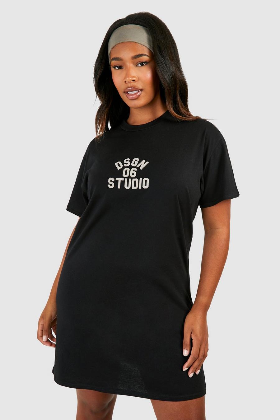 Plus T-Shirt-Kleid mit Dsgn Studio Print, Black image number 1