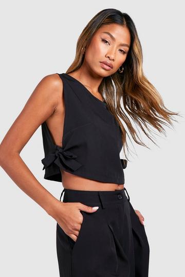 Getailleerde Crop Top Met Zijstrikjes black