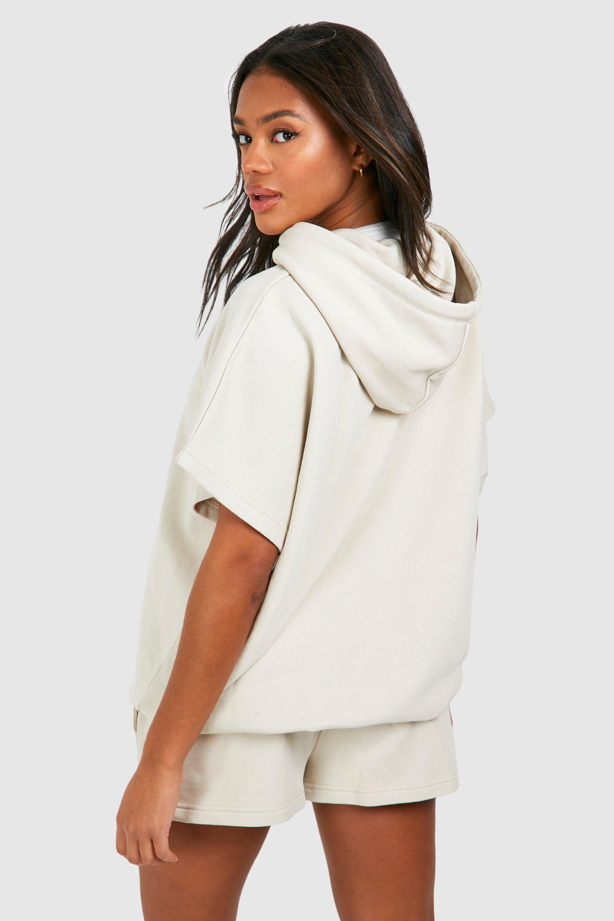 Conjunto de pantalon corto y sudadera con capucha sin mangas