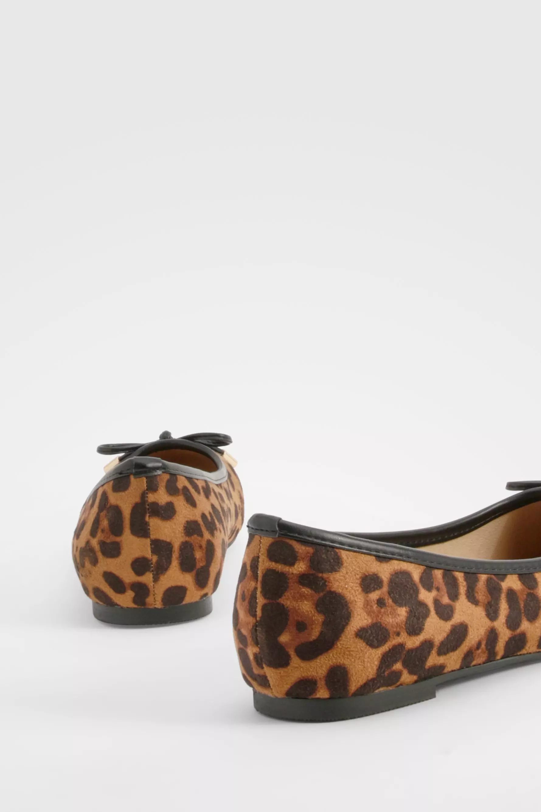 Wide Fit Leopard Round Toe Ballet Flats