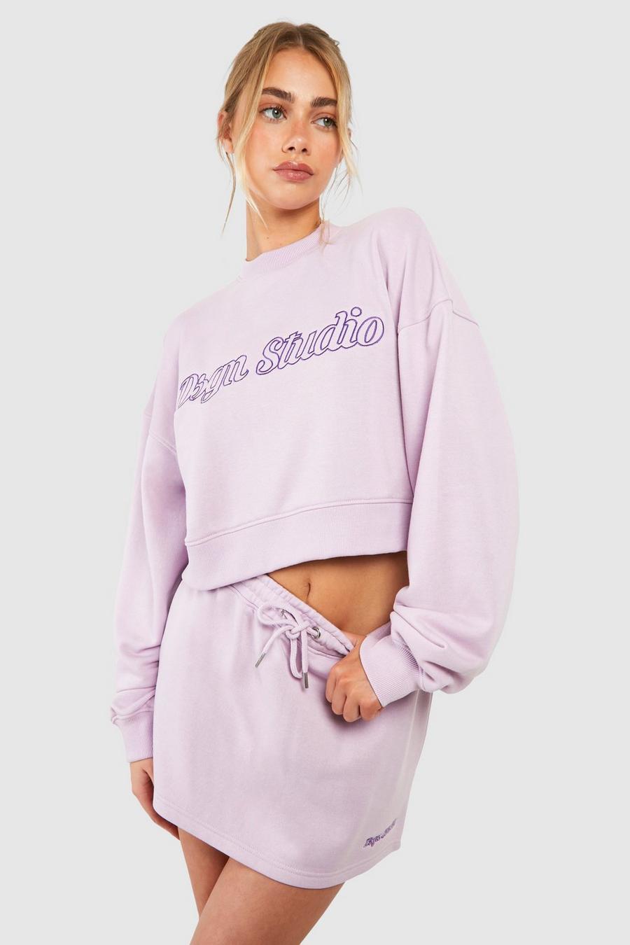 Lilac Dsgn Studio Script Kort sweatshirt i boxig modell
