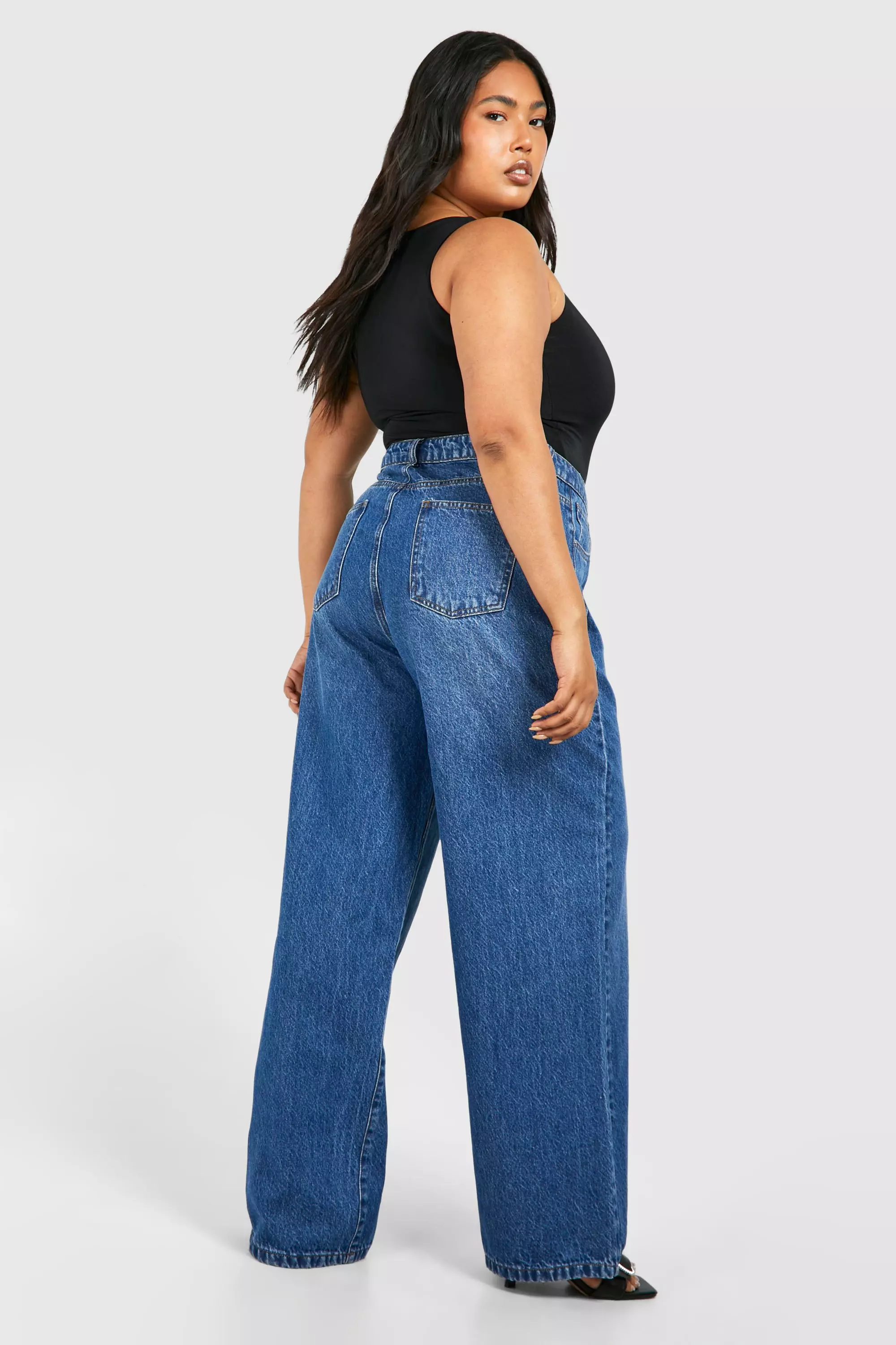 Mid blue Plus Straight Leg Jean صورة بديلة