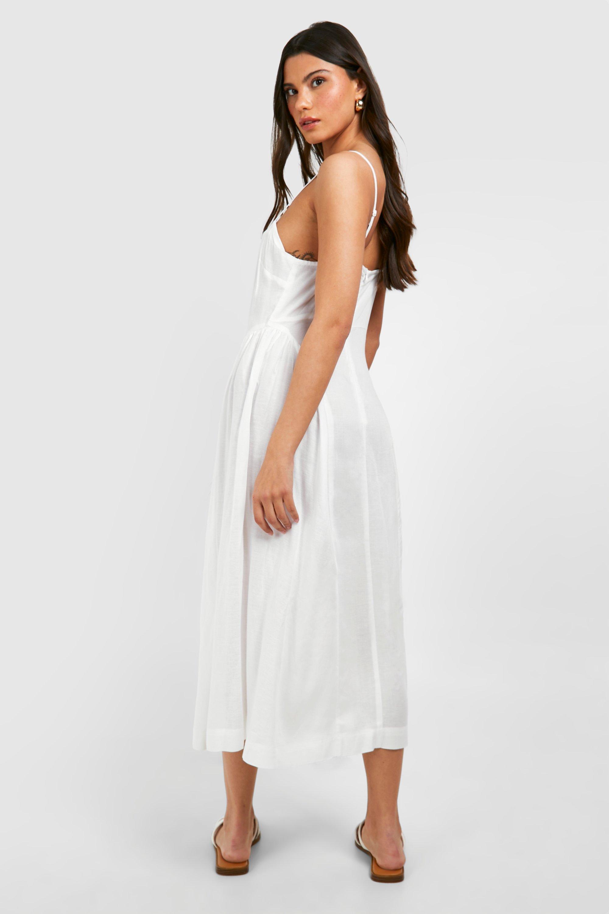 Boohoo robe blanche sale