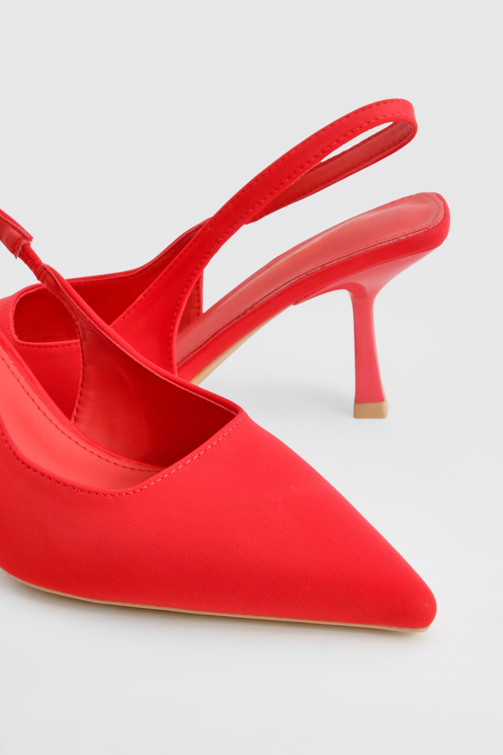 Pointed Mid Heel Courts boohoo IE